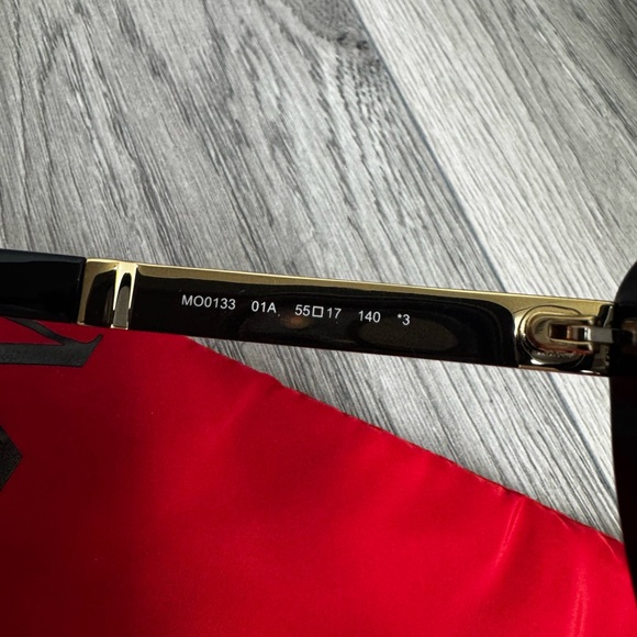 Max & Co MO0133 01A black gold ladies sunglasses new - Picture 5 of 5